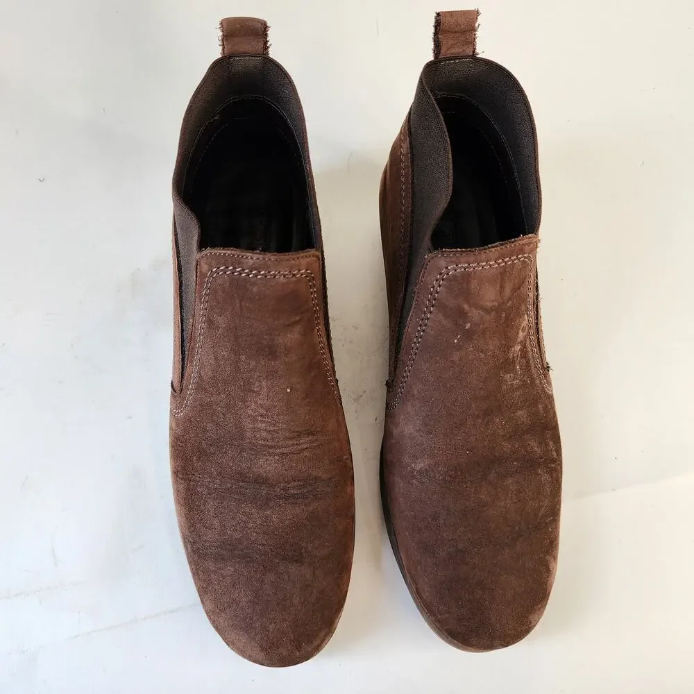 The FLEXX Brown Suede Ankle Booties‎ Size 8